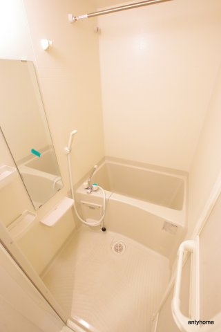 プレサンス天満橋チエロ　仲介手数料無料の浴室