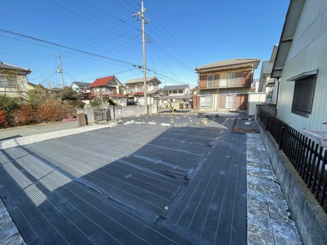 藤岡市上戸塚　中古1000の前面道路含む現地写真