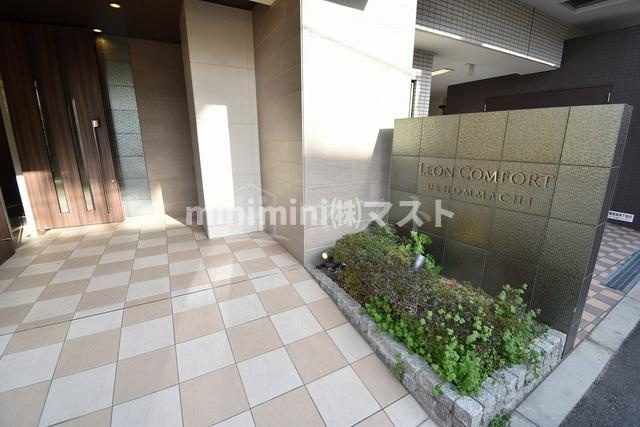 LC上本町のエントランス