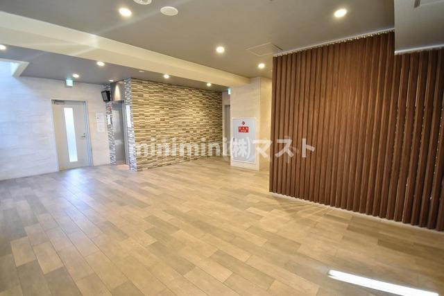 LC上本町のロビー