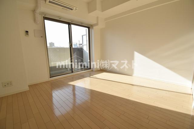 LC上本町の居間・リビング