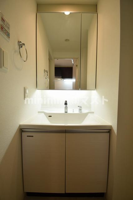 LC上本町の洗面所