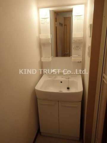 ルクレール中崎の洗面所|忙しい朝には欠かせない洗面所です