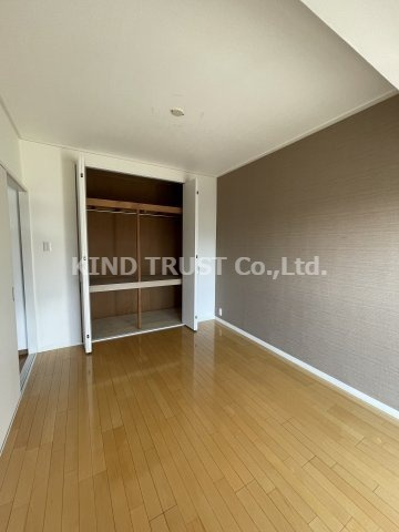 さざなみプラザ22号棟の洋室|コンパクトで使いやすい洋室です