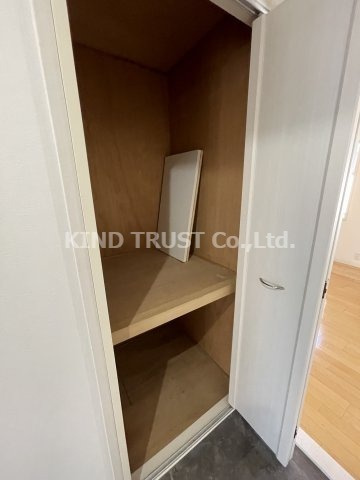 さざなみプラザ22号棟の収納|収納のためのスペースです