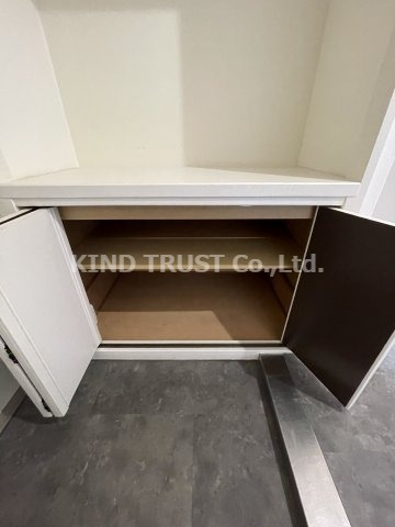 さざなみプラザ22号棟の収納|便利な収納スペースです