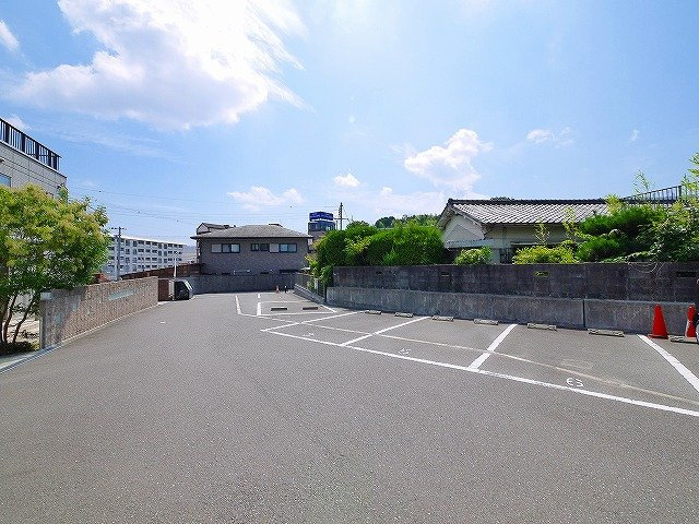 エスポワール俵口（俵口町459）の駐車場|駐車場完備です