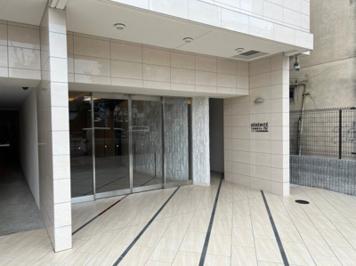 【エントランス】 | セレニテ谷九プリエ