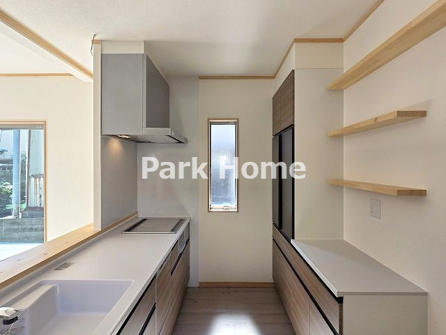 高知市南久万・北 新築戸建てのキッチン