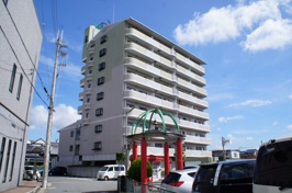 ファミーユ三田の画像