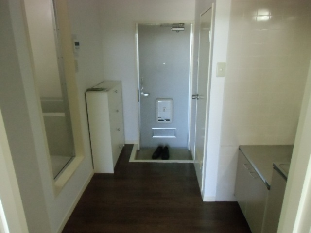 ラフォーレ上野の玄関|ゆったりとした玄関です