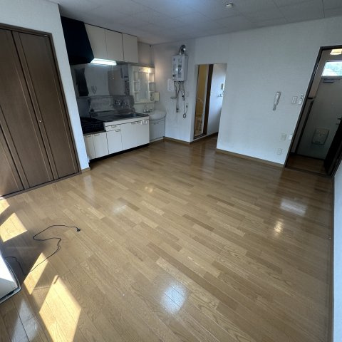 学）大昭グリーンヒル５の居間・リビング