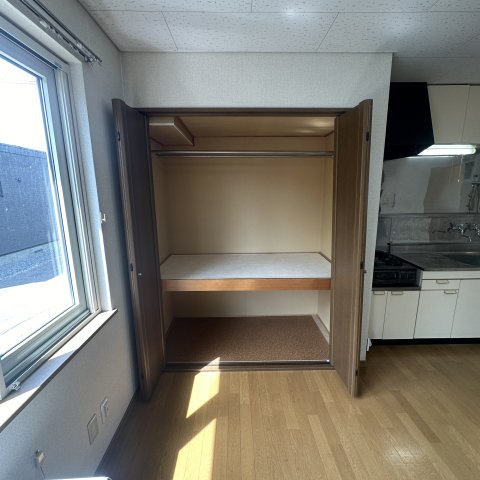 学）大昭グリーンヒル５の収納