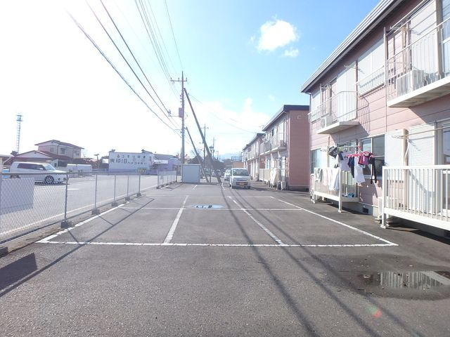 【駐車場】 | サンハイツウスイ
