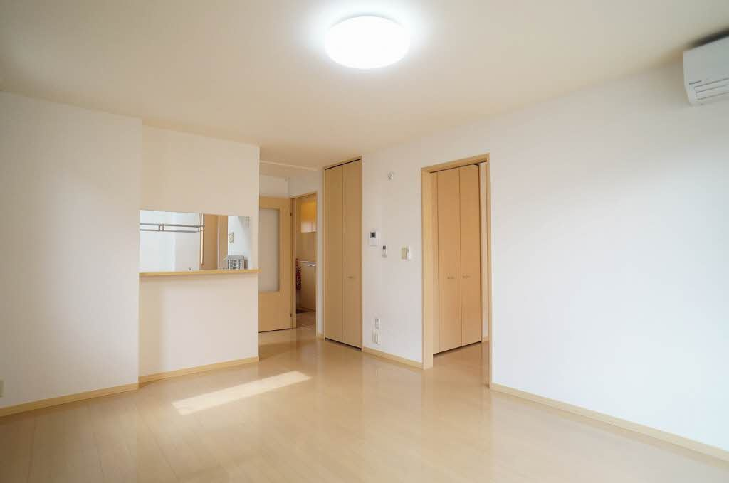 メゾン・セリーヌの居間・リビング