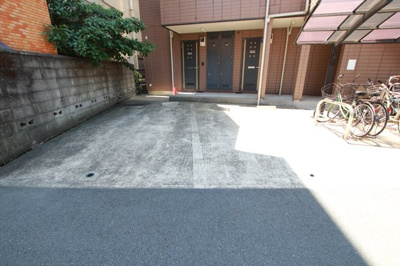 ★敷地内駐車場（空き区画要確認）★