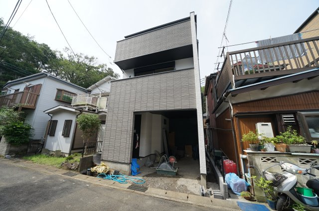 【保土ケ谷区川島町1522-6新築戸建て】★仲介手数料無料★（川島小学校・西谷中学校）の外観|建物完成しました！