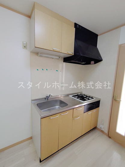 【キッチン】 | ライフイン・エスタ | 別部屋写真です。