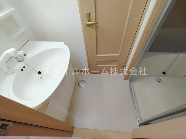 【洗面所】 | ライフイン・エスタ | 別部屋写真です。