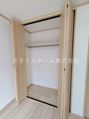 【収納】 | ライフイン・エスタ | 別部屋写真です。