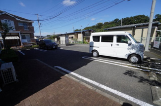 【駐車場】
