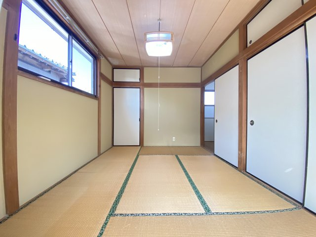 祇園4丁目戸建の子供部屋|2階和室