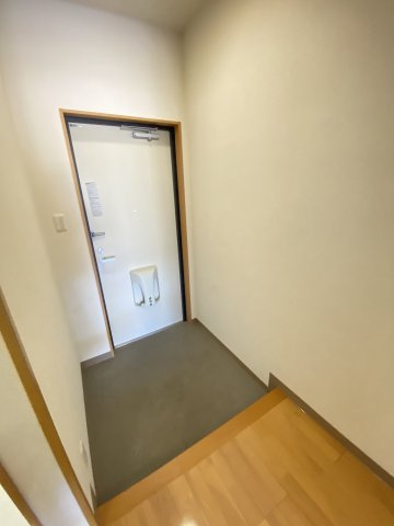 【玄関】 | インター御坊ハイツウエヒラ | ※同物件、別のお部屋の写真です。