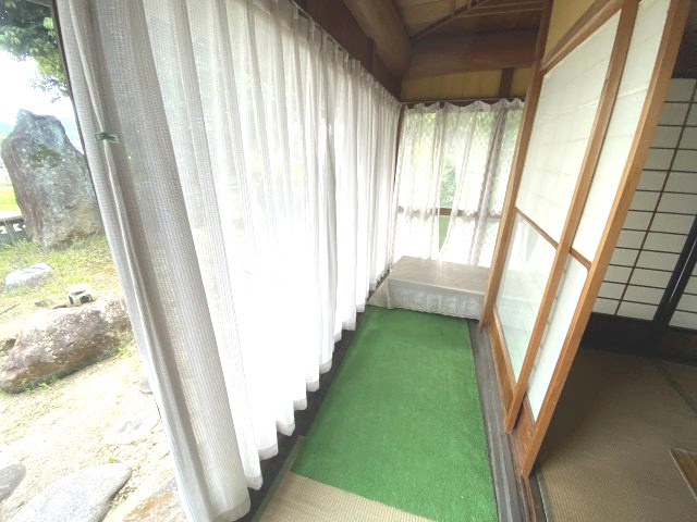 斐川町上庄原　戸建ての和室|１F　和室前縁側