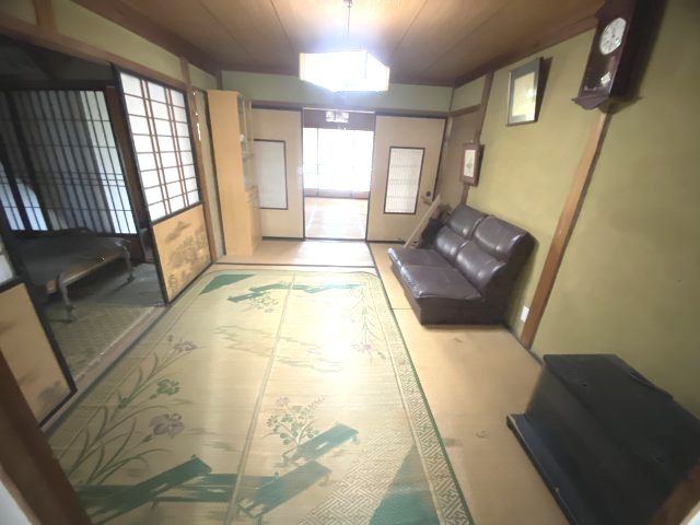 斐川町上庄原　戸建ての和室|１F