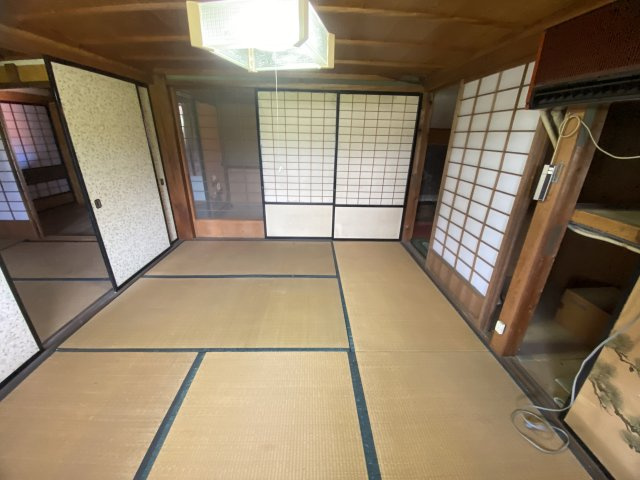 斐川町上庄原　戸建ての和室|１F