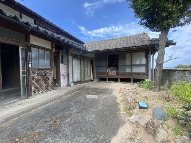 斐川町上庄原　戸建ての駐車場|軽自動車2台分駐車可能