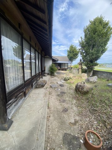 斐川町上庄原　戸建ての庭