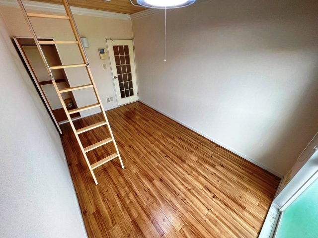 レオパレス南栄第4の居間・リビング