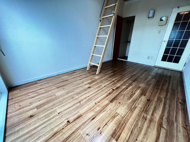 レオパレス南栄第4の居間・リビング