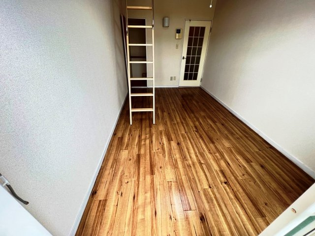 レオパレス南栄第4の居間・リビング