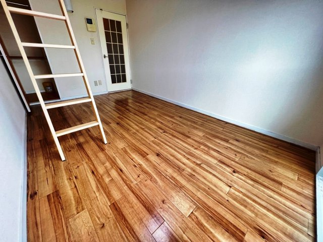 レオパレス南栄第4の居間・リビング