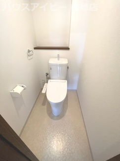 【トイレ】 | テラスノバ穂積只越！9階部分！角部屋！日当り・眺望良好です♪管理費・修繕積立金合計11400円！ | テラスノバ穂積只越！9階部分！角部屋！日当り・眺望良好です♪管理費・修繕積立金合計11400円！敷地内駐車場5000円！