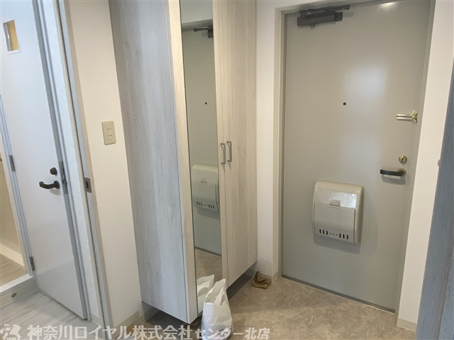【玄関】