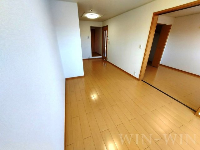 フレシール天伯 C棟の居間・リビング