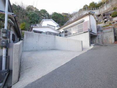 【駐車場】 | 禅昌寺町１丁目貸家 | カースペースがあります