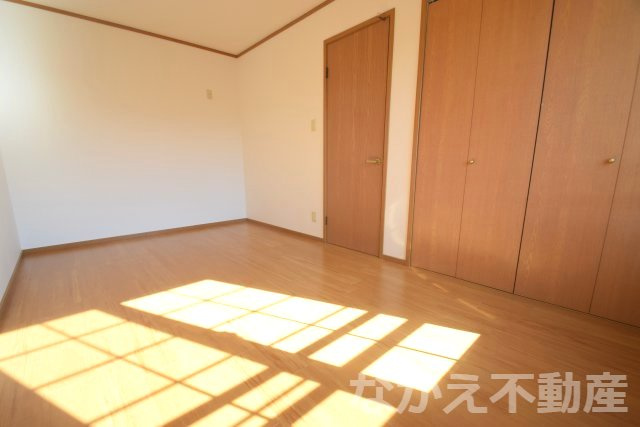 【寝室】 | 落ち着いて過ごせるお部屋なので、寝室にいかがでしょうか