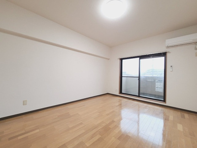 【居間・リビング】 | リバティーコート107