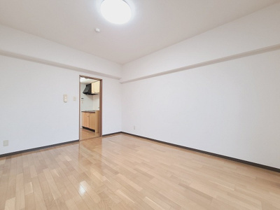 【居間・リビング】 | リバティーコート107