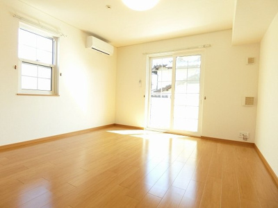 【居間・リビング】 | セイバリ－・ピ－ス森山