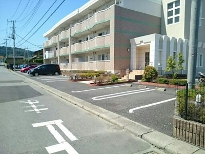 【駐車場】 | レシデンシア・ノーブレ