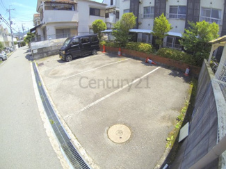 【駐車場】
