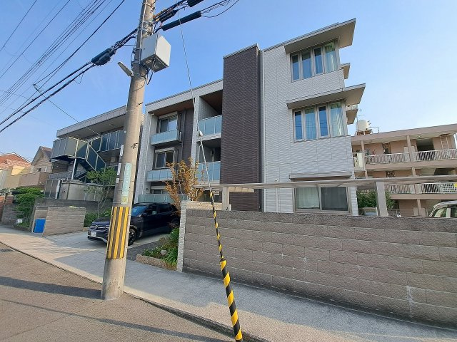 シャーメゾンヒュッゲ武庫川