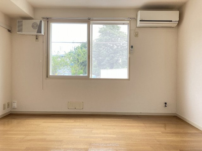 【洋室】 | ヴィレッジアルカディア