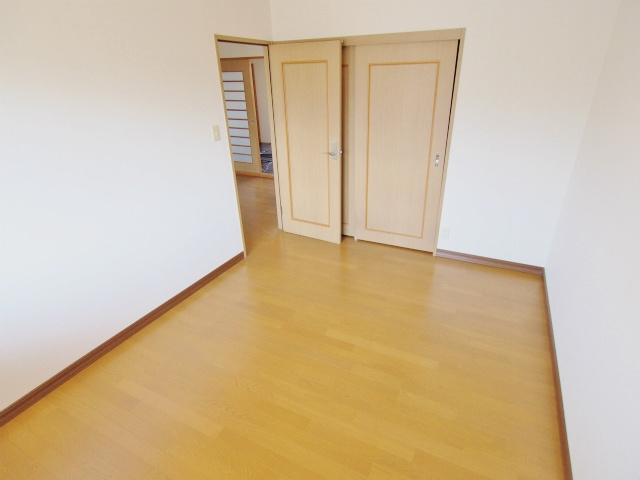 ハイツ谷中 B棟の内装