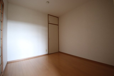 【洋室】 | パインアベニュー